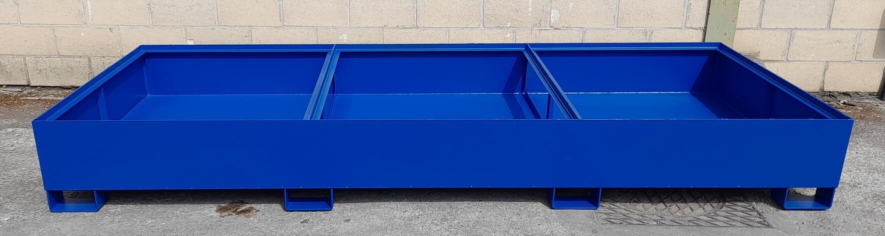 Contenedor 3280x1300x300 (3 GRG) 1000 Litros