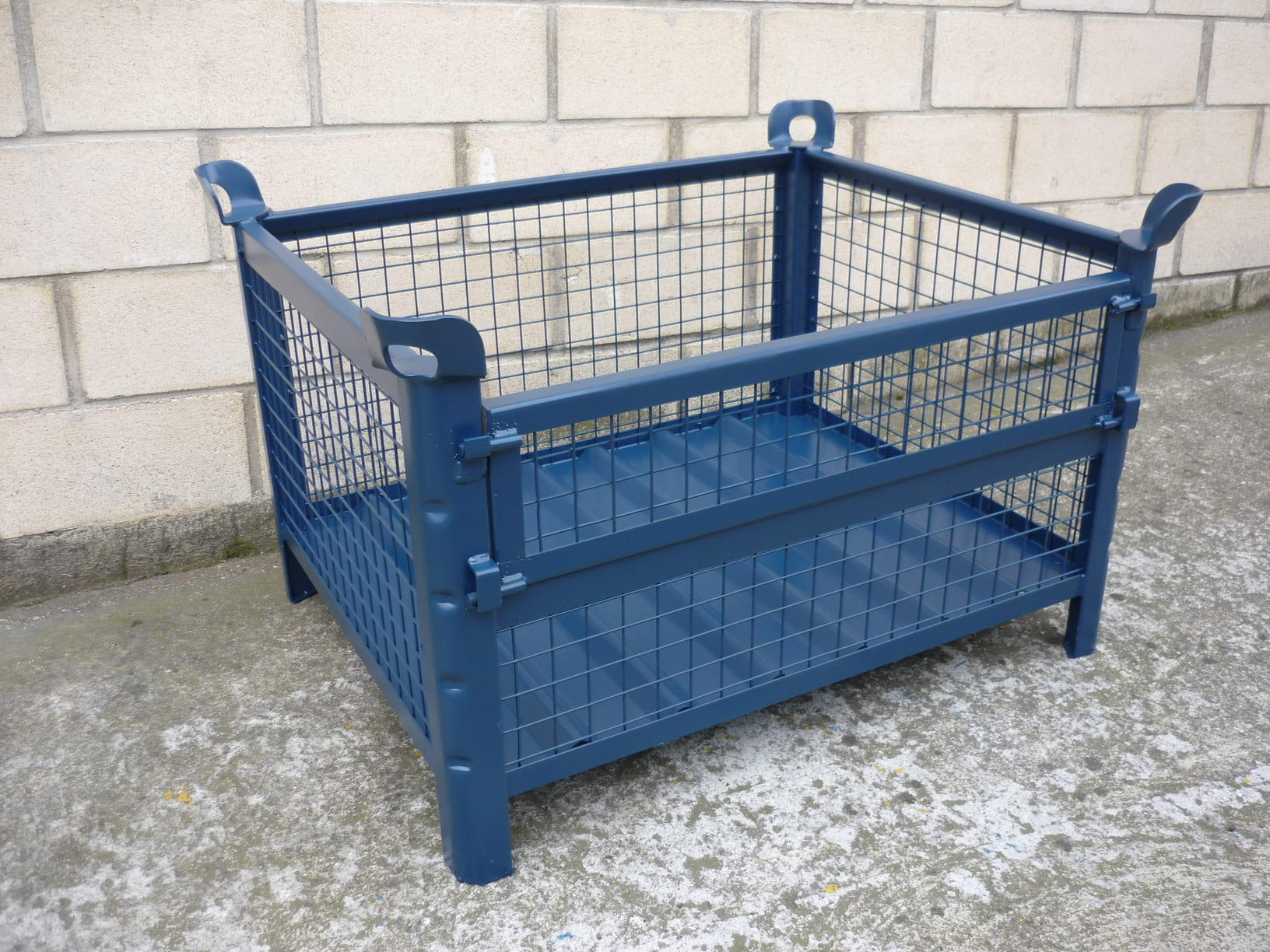 Contenedor con Lateral Abatible Cerrado