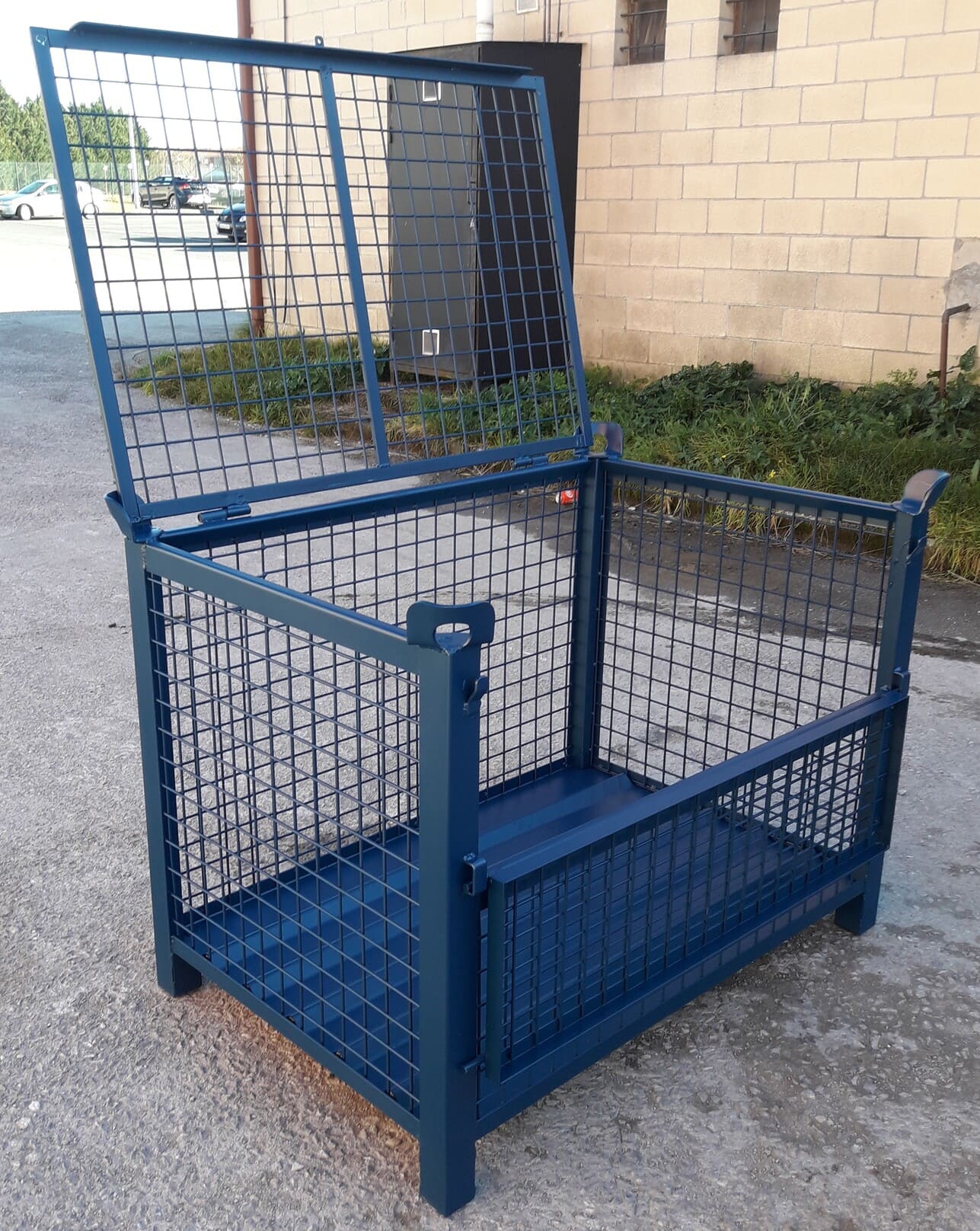 Contenedor con Lateral Abatible y Tapa Abierta