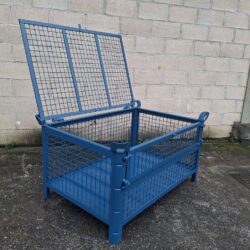 Contenedor con Lateral Abatible y Tapa Abierta