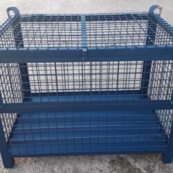 Contenedor con Lateral Abatible y Tapa Cerrada