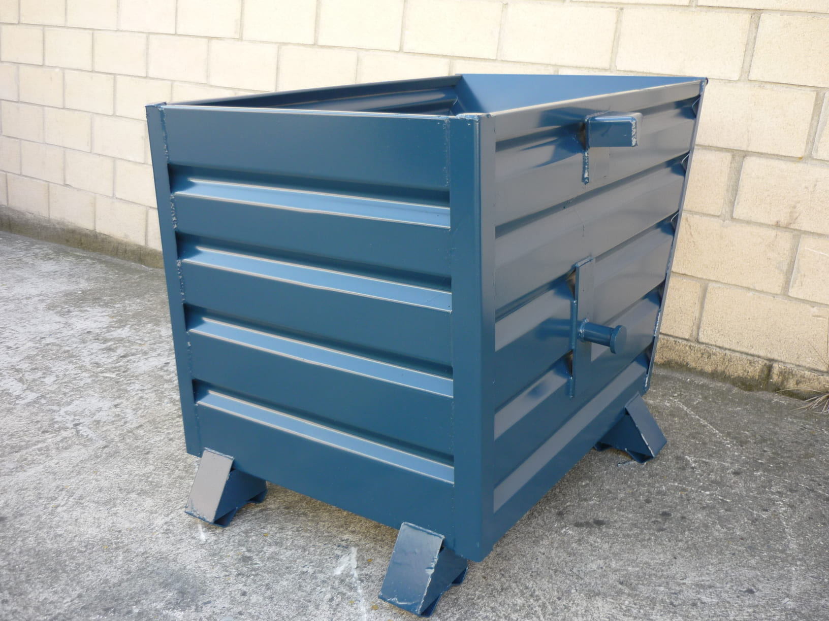 Contenedor Basculante Estándar