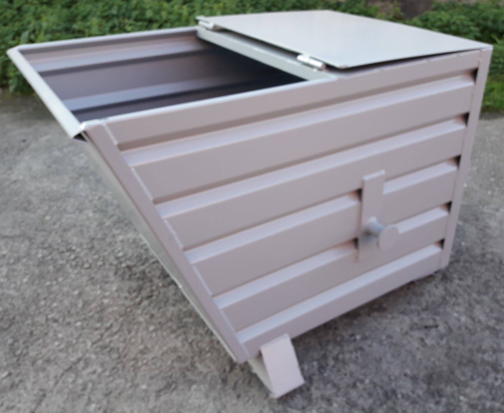 Contenedor Basculante con Ruedas o Tapas