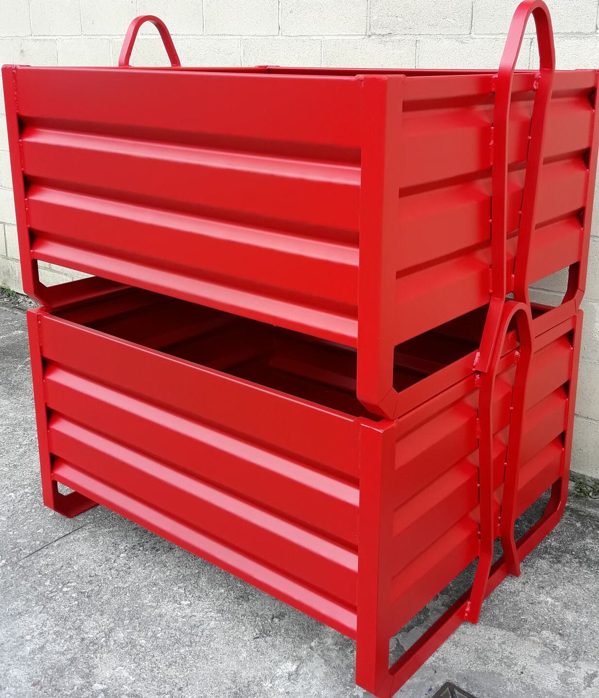 Contenedor Lira 2mm. Recortada