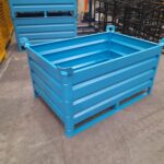 Contenedor con Patines Antivuelco