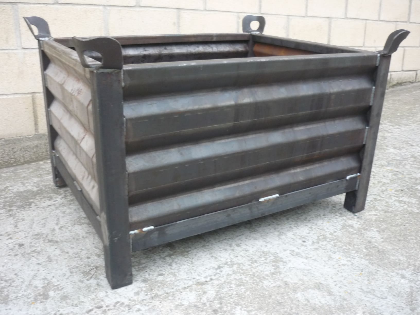 Contenedor de Forja Estándar