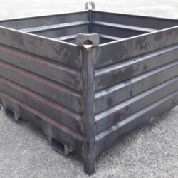 Contenedor con Entrada de Uñas 2 Lados