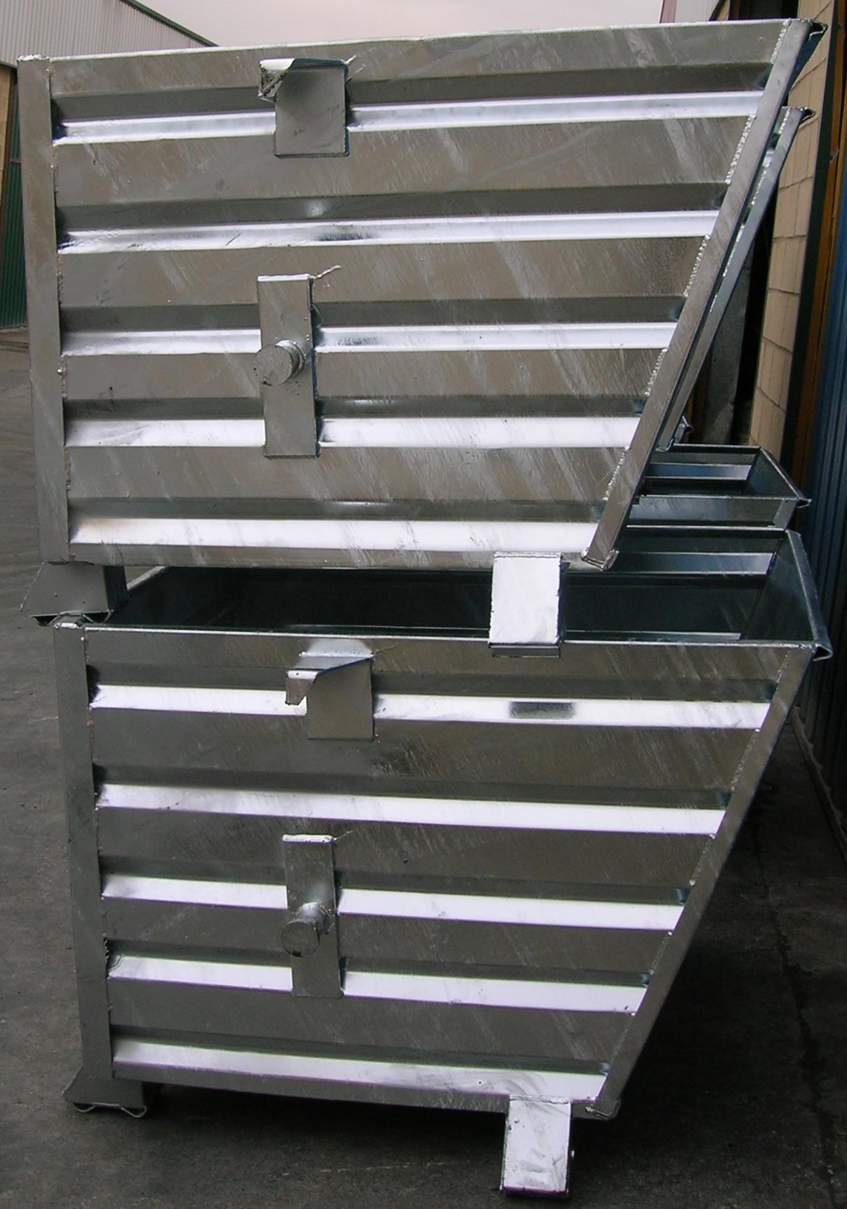 Contenedor Galvanizado en Caliente