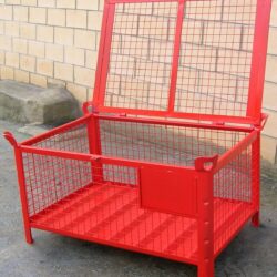 Contenedor con Tapa Abierta