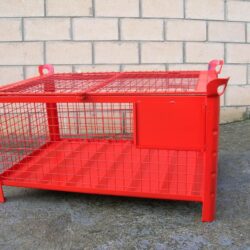 Contenedor con Tapa Cerrada