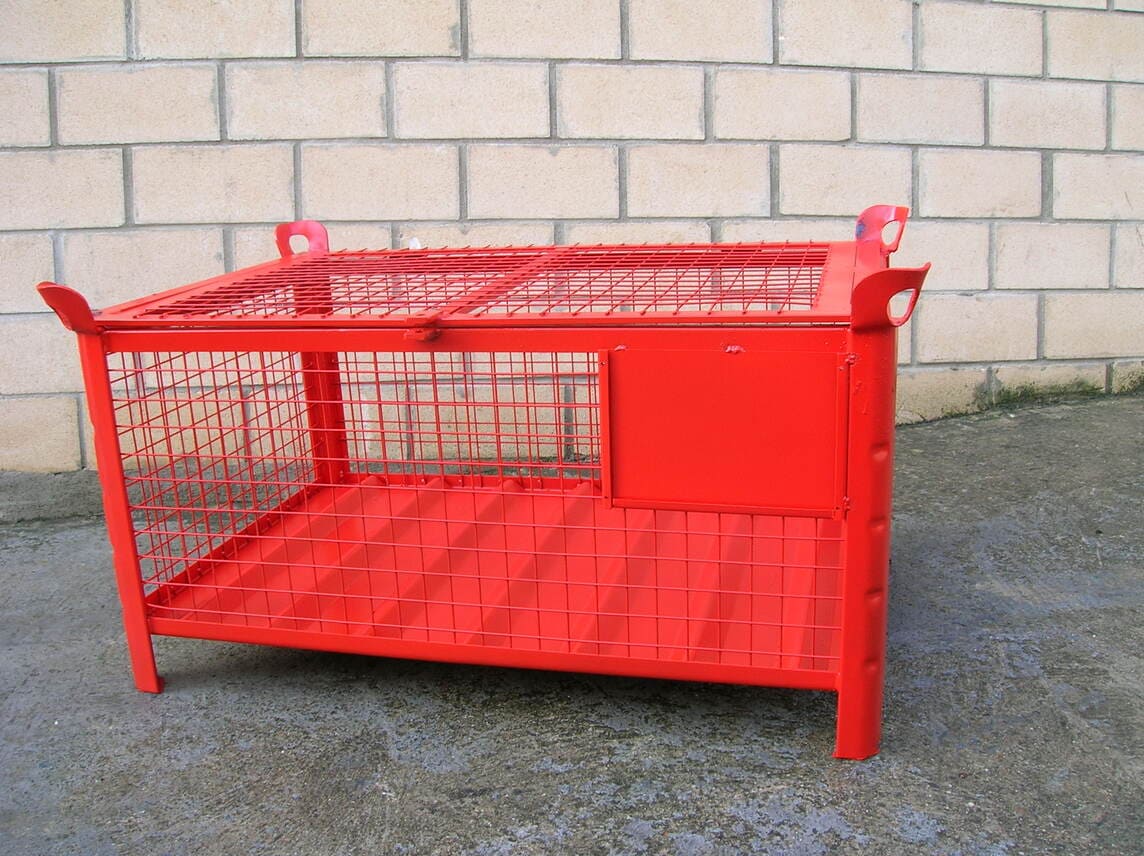 Contenedor con Tapa Cerrada