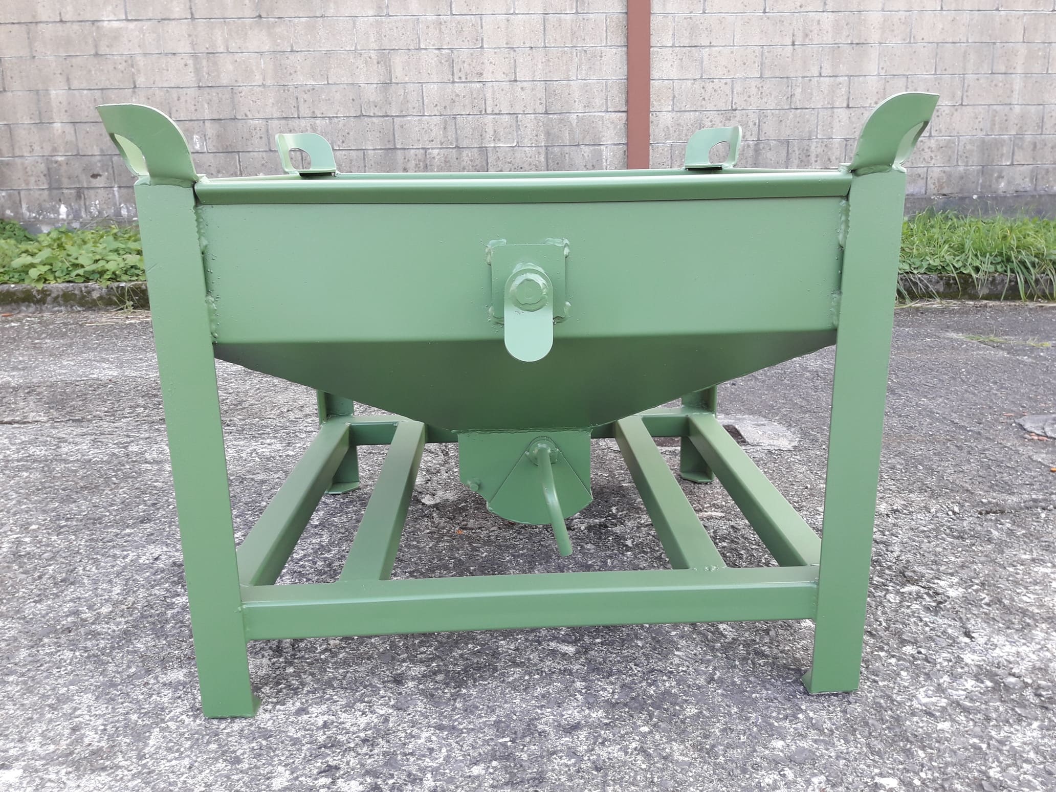 Contenedor con Tolva Apertura Palanca