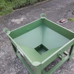 Contenedor con Tolva Apertura Palanca